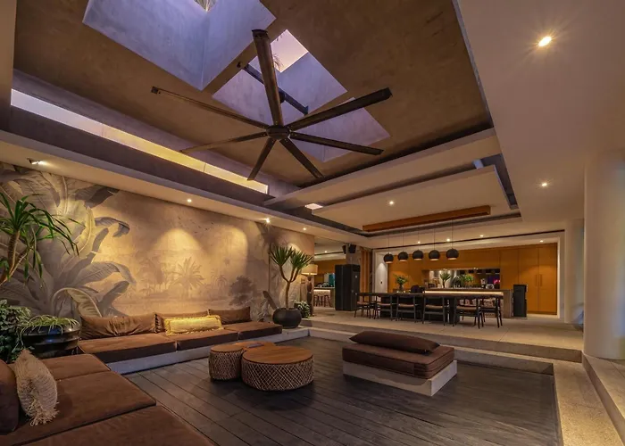 Barabuda - Impressive 6-bedroom With Jacuzzi And Slide! Villa