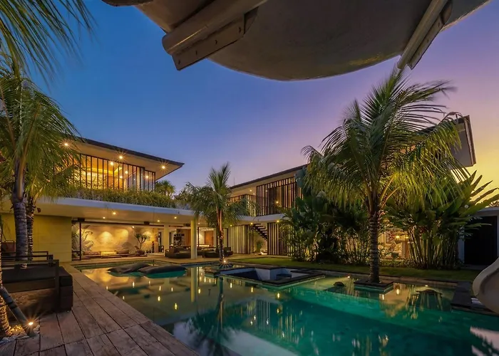 Villa Barabuda - Impressive 6-bedroom With Jacuzzi And Slide!