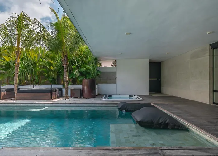 Barabuda - Impressive 6-bedroom With Jacuzzi And Slide! Canggu (Bali)