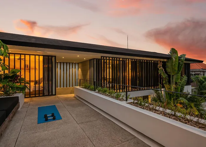 Villa Barabuda - Impressive 6-bedroom With Jacuzzi And Slide! Canggu (Bali)
