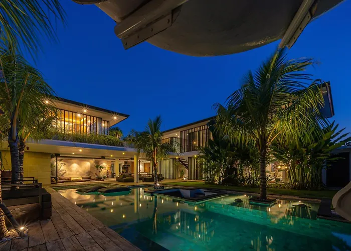 Barabuda - Impressive 6-bedroom With Jacuzzi And Slide! Canggu (Bali)