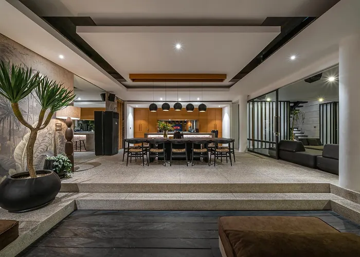 Barabuda - Impressive 6-bedroom With Jacuzzi And Slide! *
