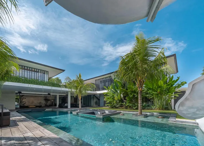 Barabuda - Impressive 6-bedroom With Jacuzzi And Slide! Canggu (Bali)