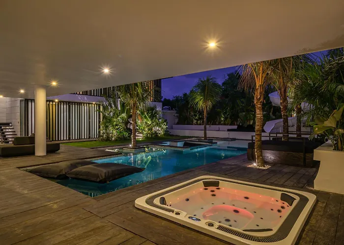 Barabuda - Impressive 6-bedroom With Jacuzzi And Slide! Villa Canggu (Bali)