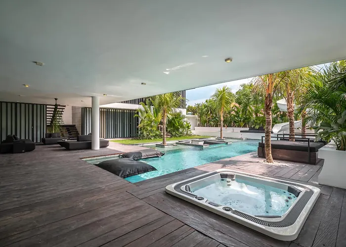 Barabuda - Impressive 6-bedroom With Jacuzzi And Slide!